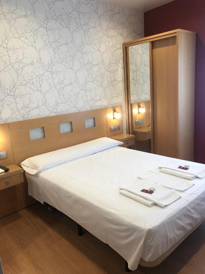 Hostal Abami II Madrid Dış mekan fotoğraf