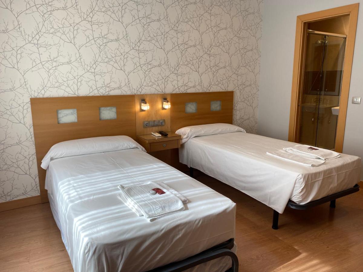 Hostal Abami II Madrid Dış mekan fotoğraf