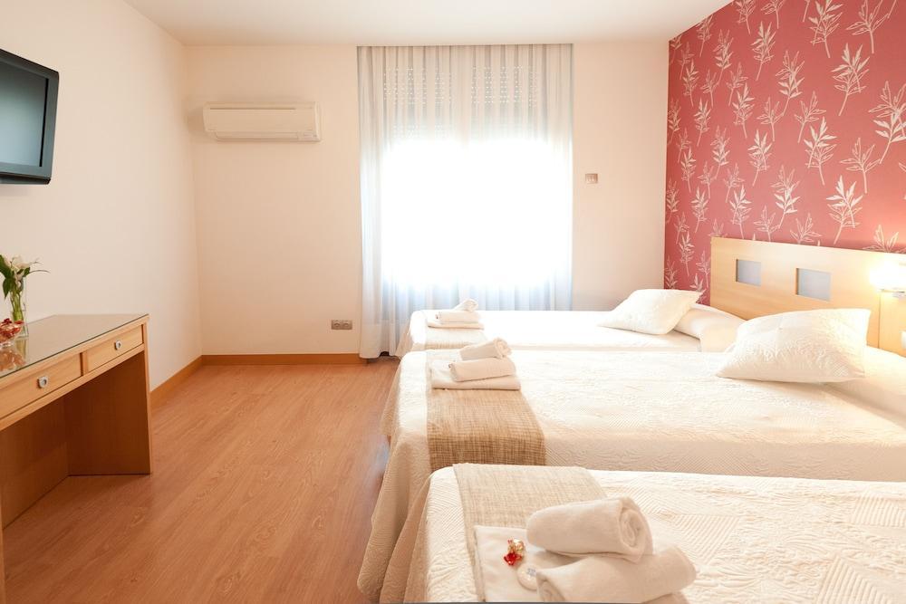 Hostal Abami II Madrid Dış mekan fotoğraf